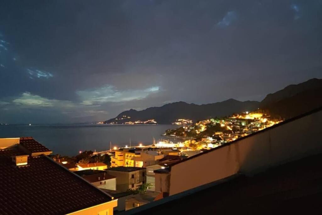 Apartment With Sea View Baška Voda المظهر الخارجي الصورة