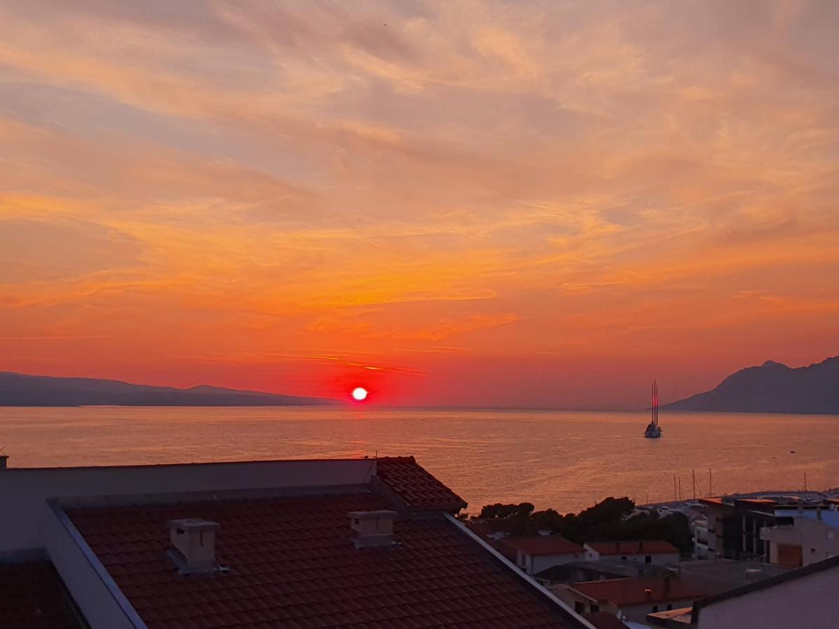 Apartment With Sea View Baška Voda المظهر الخارجي الصورة