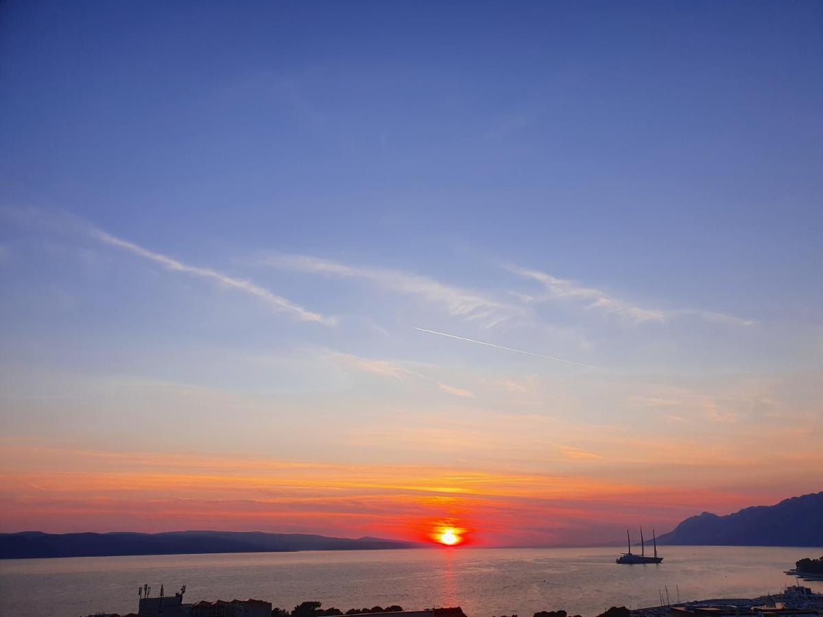Apartment With Sea View Baška Voda المظهر الخارجي الصورة