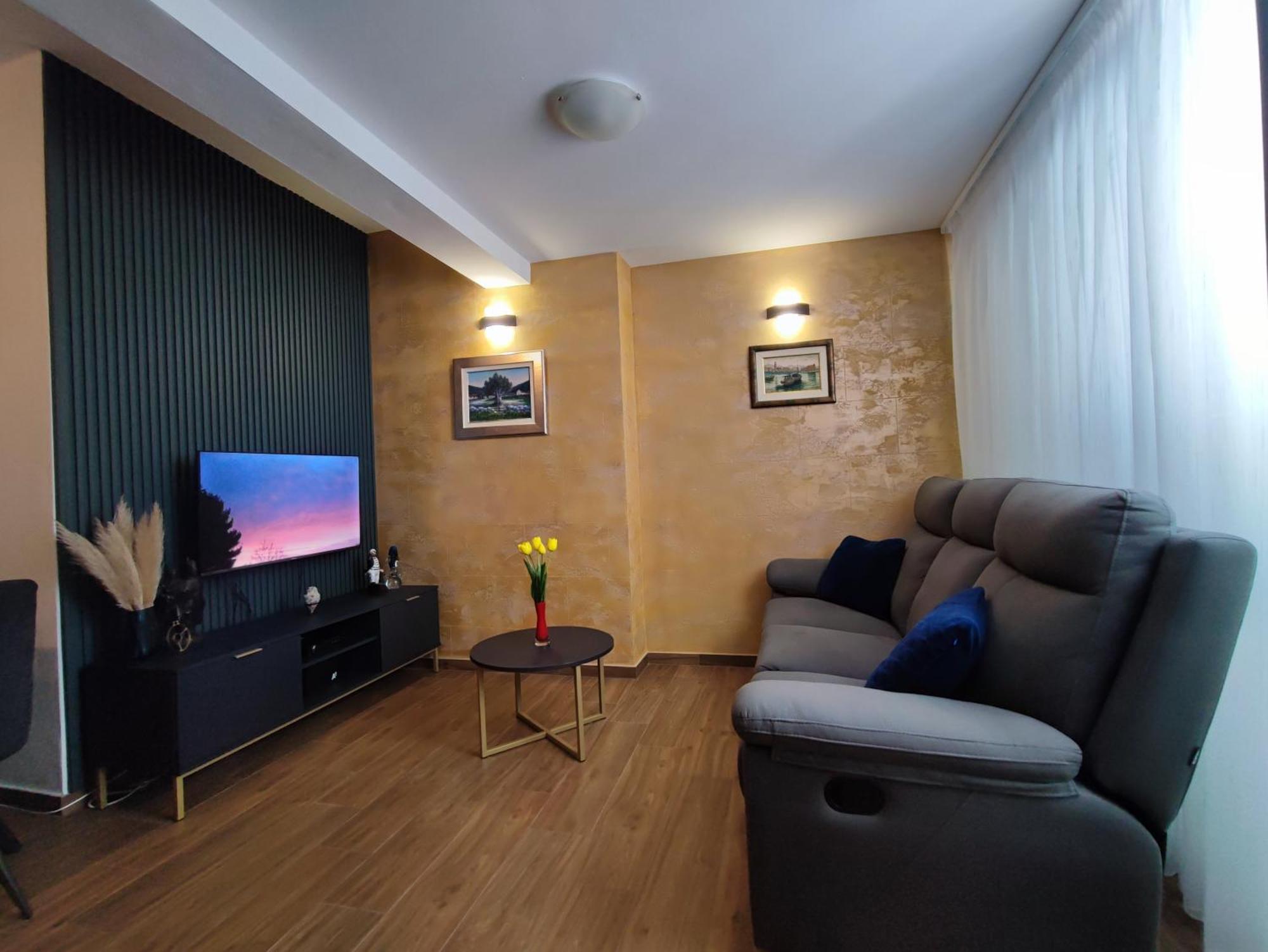 Apartment With Sea View Baška Voda المظهر الخارجي الصورة